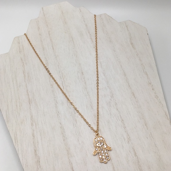 Rose gold Hamsa charm necklace crystal chain - Picture 6 of 8